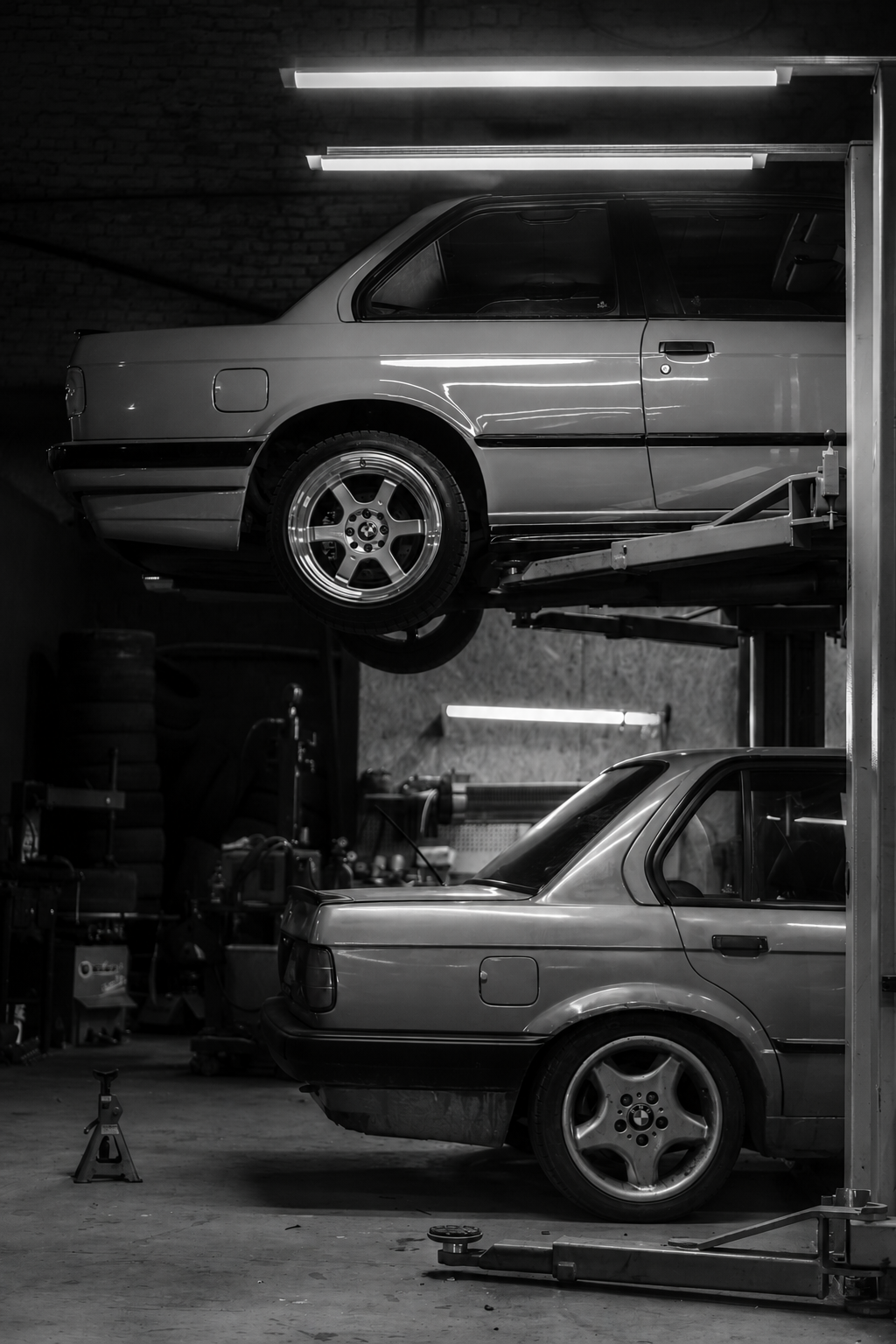 Vehicle on lift